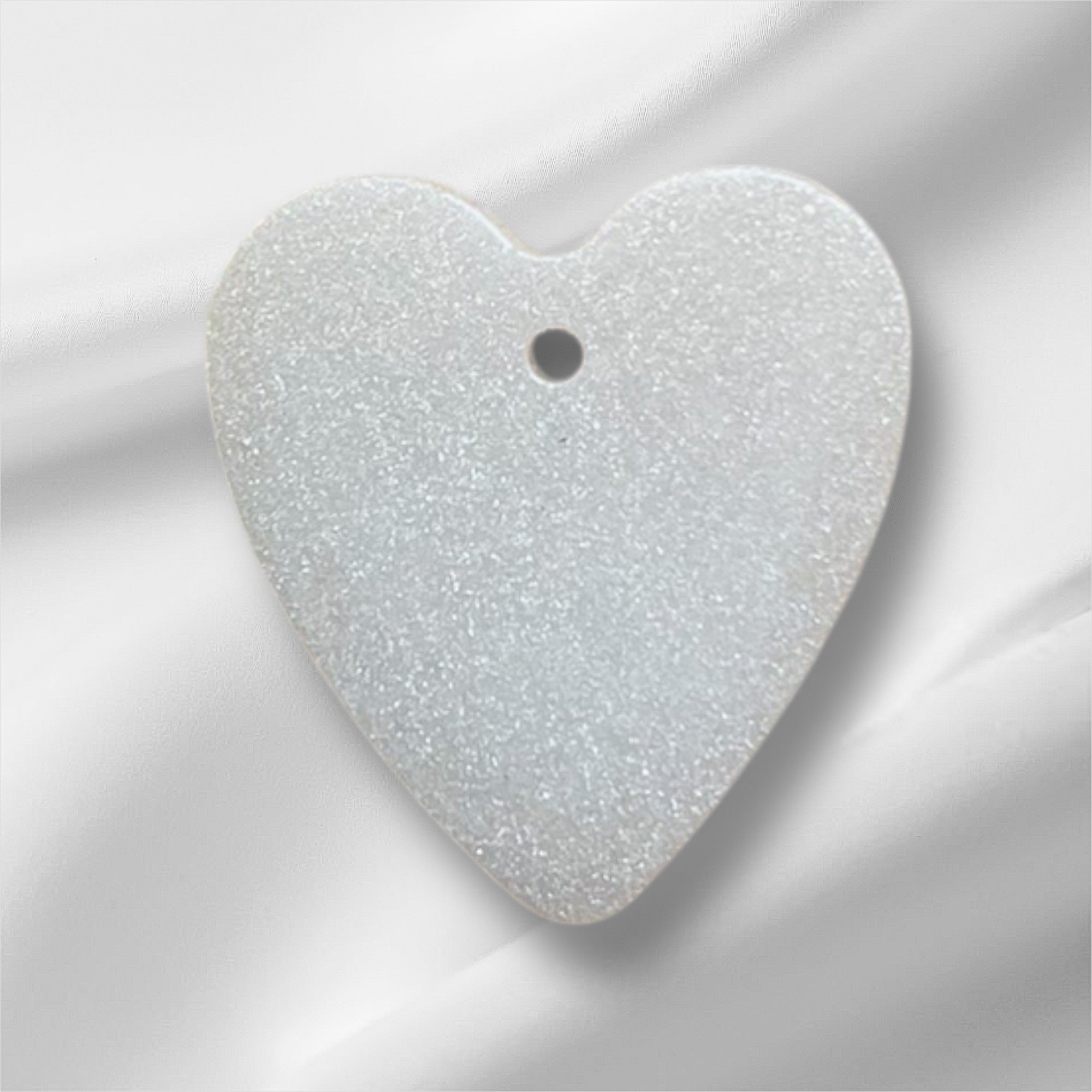 Chapita corazon blanco purpurina (pequeña)