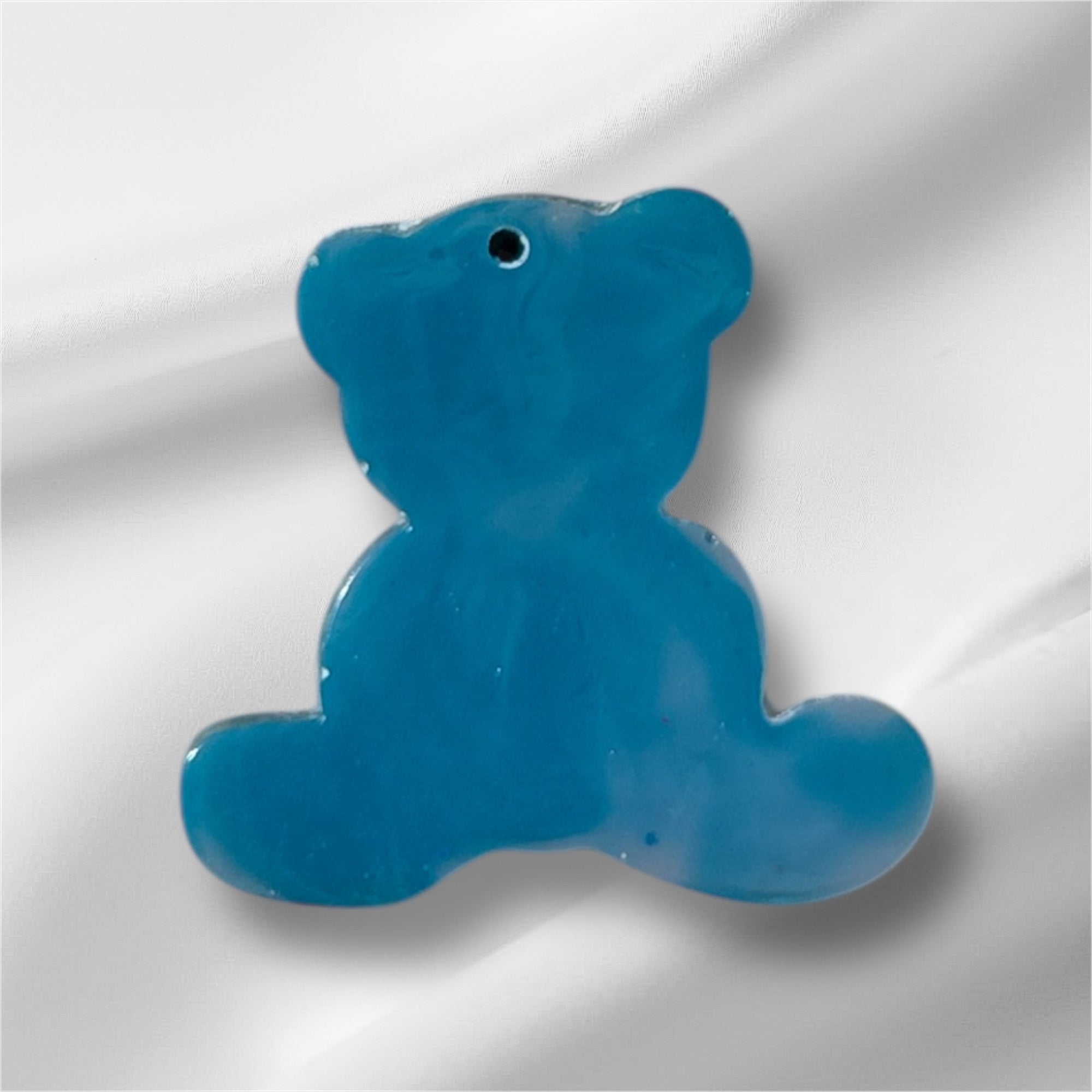 Chapita osito azul