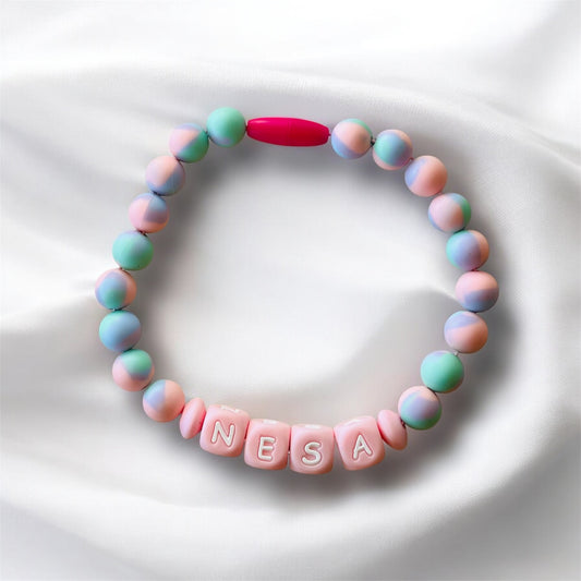 Collar turquesa y rosa